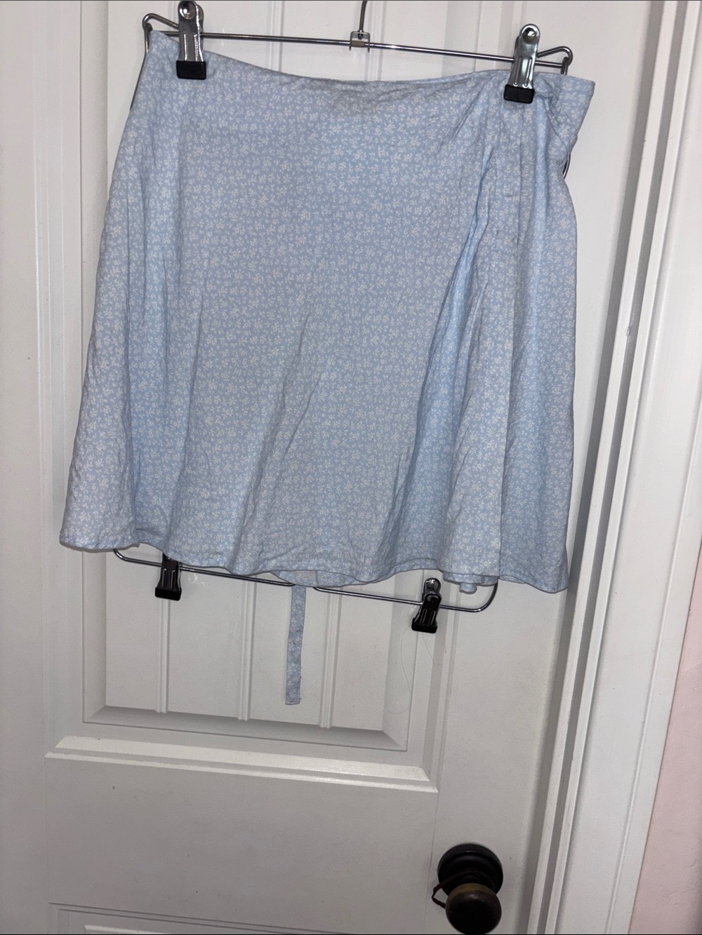 Brandy Melville/John Galt Blue Floral Wrap Skater Skirt